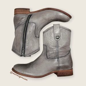 $369 Frye Melissa Button Short Grey Leather Pull On Casual Zip Up Ankle Boot